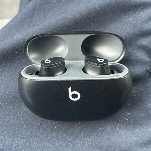 Beats studio buds original model